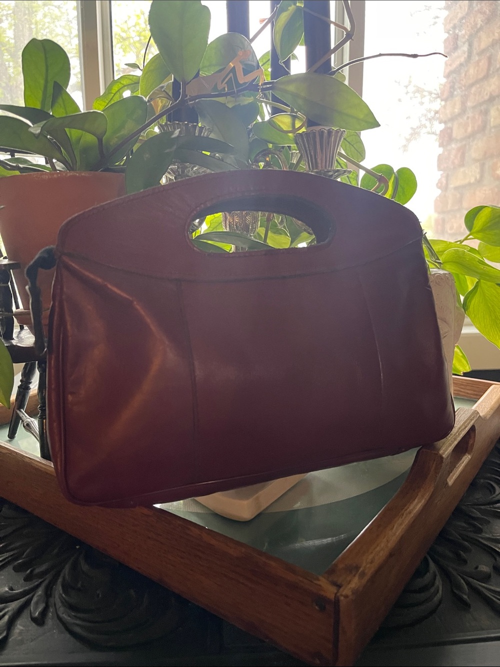 Vintage 70s Cranberry Leather handbag